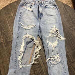 American Eagle Outfitters Light Blue Distressed Boyfriend Jeans